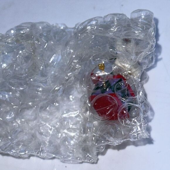 Vintage 1999 new in box Hallmark Snowy Surprise miniature keepsake ornament - Picture 3 of 5